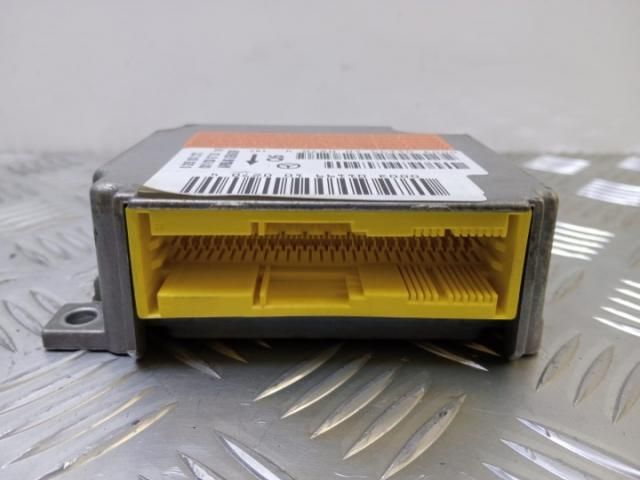 bontott MERCEDES-BENZ C-CLASS Légzsák Elektronika