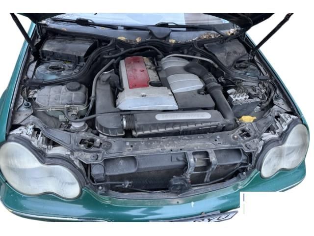 bontott MERCEDES-BENZ C-CLASS Motorháztető Bal Zsanér