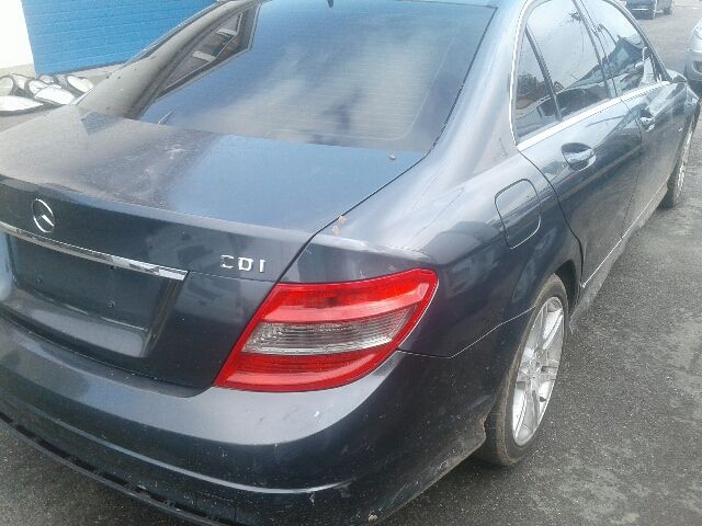 bontott MERCEDES-BENZ C-CLASS Motorháztető Bal Zsanér