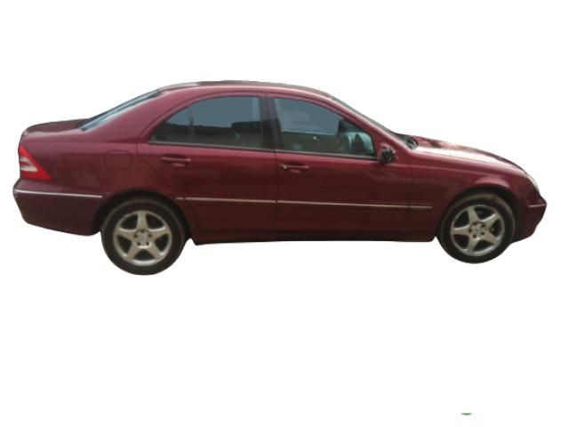 bontott MERCEDES-BENZ C-CLASS Motorháztető Gumikéder