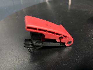 bontott MERCEDES-BENZ C-CLASS Motorháztető Nyitó Kar / Gomb