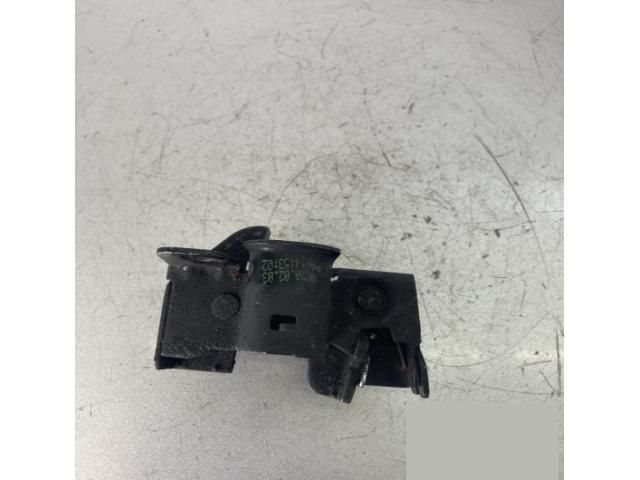 bontott MERCEDES-BENZ C-CLASS Motorháztető Zárszerkezet