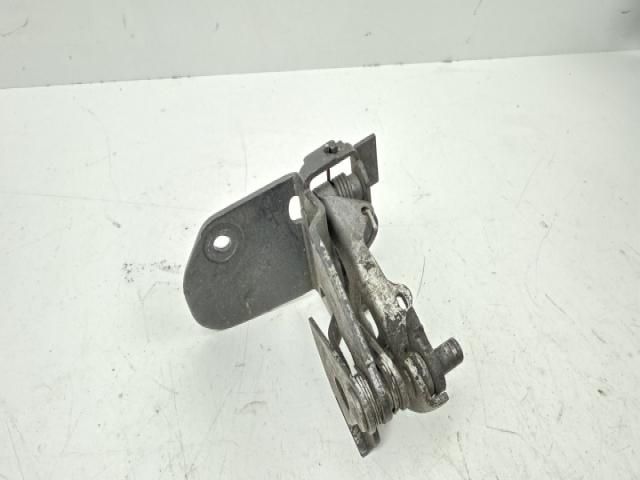 bontott MERCEDES-BENZ C-CLASS Motorháztető Zárszerkezet