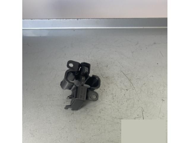 bontott MERCEDES-BENZ C-CLASS Motorháztető Zárszerkezet