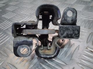 bontott MERCEDES-BENZ C-CLASS Motorháztető Zárszerkezet