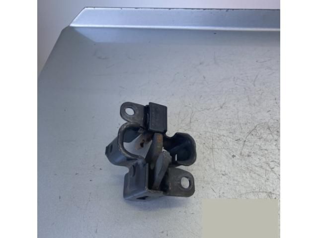 bontott MERCEDES-BENZ C-CLASS Motorháztető Zárszerkezet