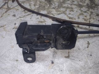 bontott MERCEDES-BENZ C-CLASS Motorháztető Zárszerkezet