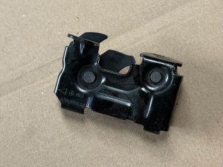 bontott MERCEDES-BENZ C-CLASS Motorháztető Zárszerkezet