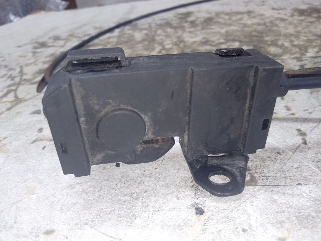 bontott MERCEDES-BENZ C-CLASS Motorháztető Zárszerkezet