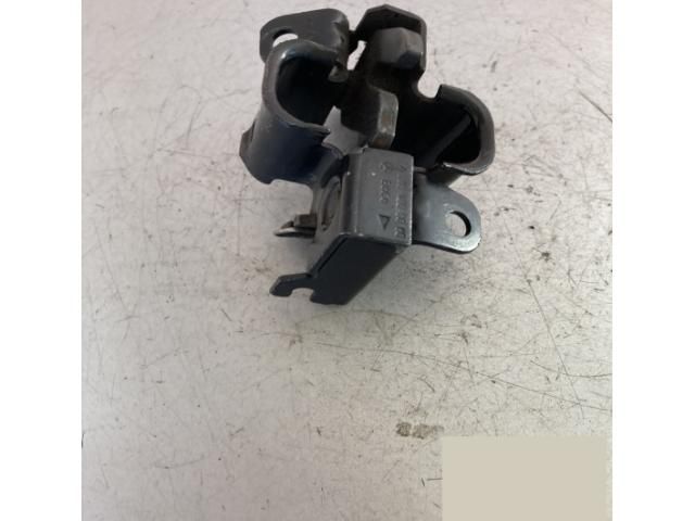 bontott MERCEDES-BENZ C-CLASS Motorháztető Zárszerkezet