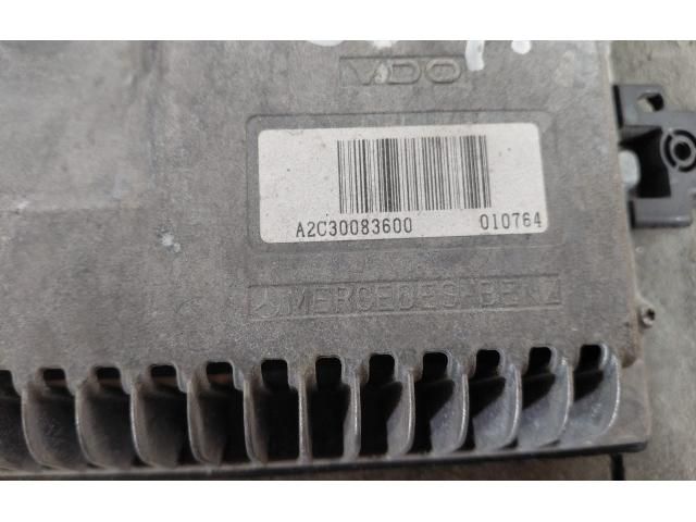 bontott MERCEDES-BENZ C-CLASS Multifunkciós Kijelző