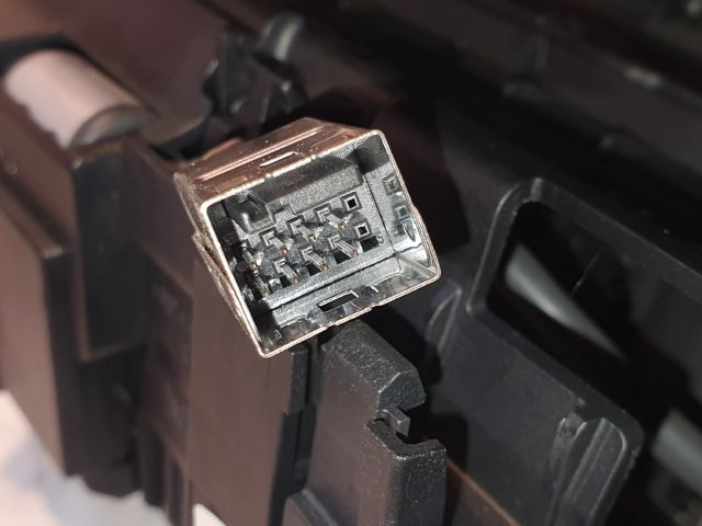 bontott MERCEDES-BENZ C-CLASS Multifunkciós Kijelző