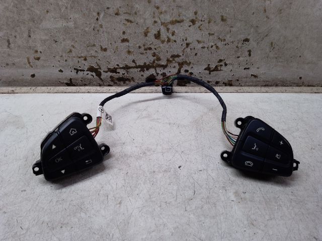 bontott MERCEDES-BENZ C-CLASS Multikormány Kapcsoló Pár