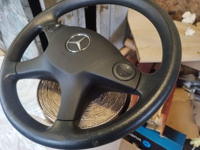 bontott MERCEDES-BENZ C-CLASS Multikormány