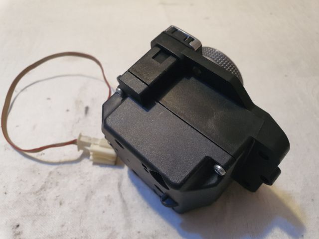 bontott MERCEDES-BENZ C-CLASS Multimédia Vezérlő