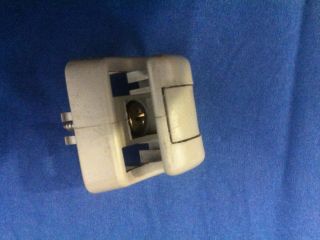 bontott MERCEDES-BENZ C-CLASS Napellenző Tartó (Pozíciófüggetlen)