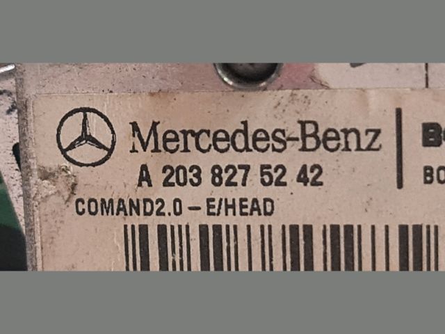 bontott MERCEDES-BENZ C-CLASS Navigációs Fejegység