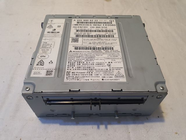 bontott MERCEDES-BENZ C-CLASS Navigációs Fejegység