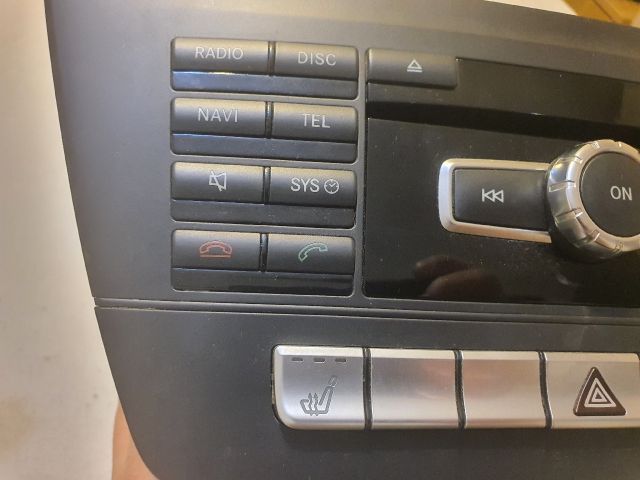 bontott MERCEDES-BENZ C-CLASS Navigációs Fejegység