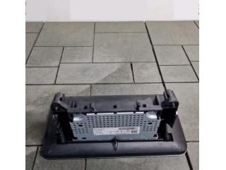 bontott MERCEDES-BENZ C-CLASS Navigációs Fejegység