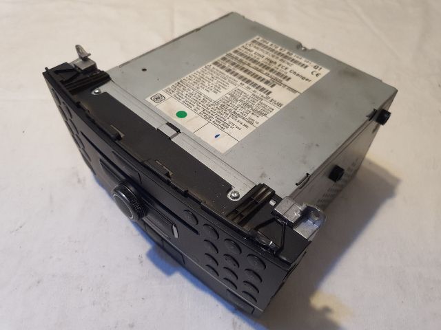 bontott MERCEDES-BENZ C-CLASS Navigációs Fejegység