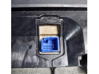 bontott MERCEDES-BENZ C-CLASS Navigációs Fejegység