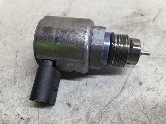 bontott MERCEDES-BENZ C-CLASS Nyomásszabályzó Szelep