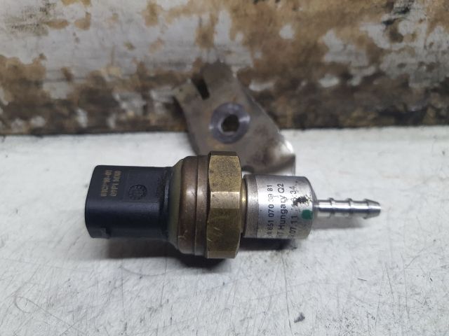 bontott MERCEDES-BENZ C-CLASS Nyomásszabályzó Szelep