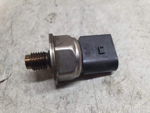 bontott MERCEDES-BENZ C-CLASS Nyomásszabályzó Szelep