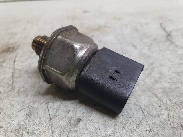 bontott MERCEDES-BENZ C-CLASS Nyomásszabályzó Szelep