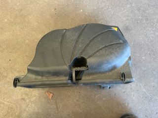 bontott MERCEDES-BENZ C-CLASS Pollenszűrő Fedél