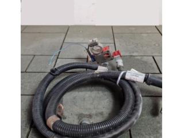 bontott MERCEDES-BENZ C-CLASS Pozitív Kábel