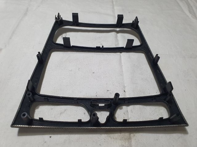 bontott MERCEDES-BENZ C-CLASS Rádió / CD Keret