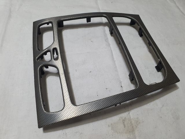 bontott MERCEDES-BENZ C-CLASS Rádió / CD Keret