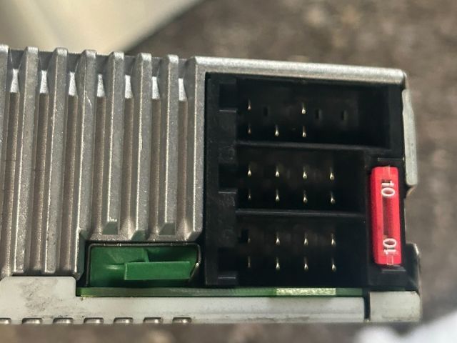 bontott MERCEDES-BENZ C-CLASS Rádió / CD