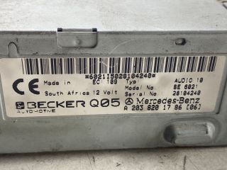 bontott MERCEDES-BENZ C-CLASS Rádió / CD