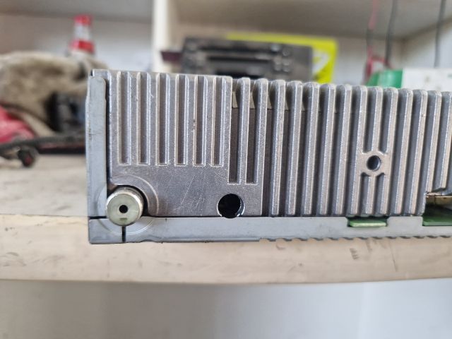 bontott MERCEDES-BENZ C-CLASS Rádió / CD