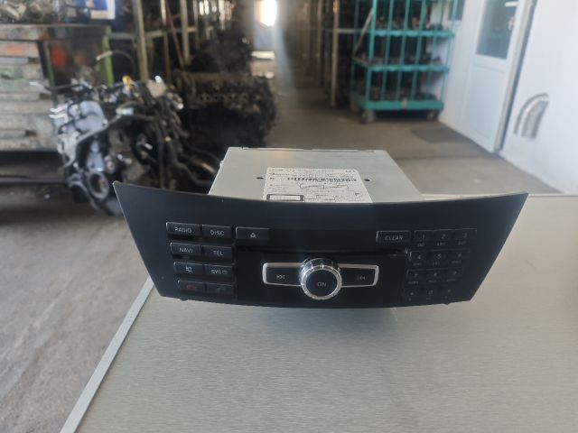 bontott MERCEDES-BENZ C-CLASS Rádió / CD