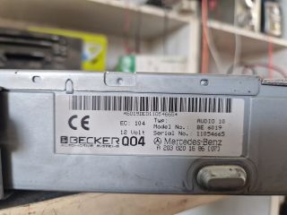 bontott MERCEDES-BENZ C-CLASS Rádió / CD