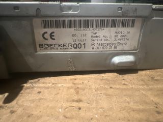 bontott MERCEDES-BENZ C-CLASS Rádió / CD