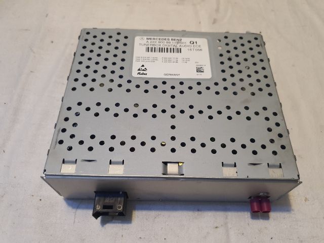 bontott MERCEDES-BENZ C-CLASS Rádió / CD
