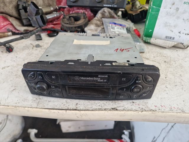 bontott MERCEDES-BENZ C-CLASS Rádió / CD