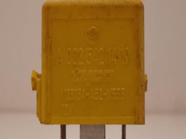 bontott MERCEDES-BENZ C-CLASS Relé