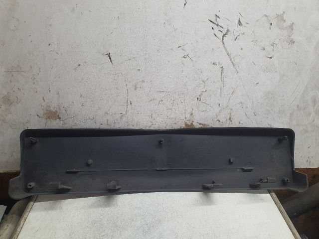 bontott MERCEDES-BENZ C-CLASS Rendszámtábla Tartó