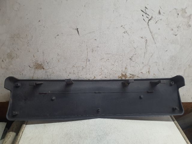 bontott MERCEDES-BENZ C-CLASS Rendszámtábla Tartó