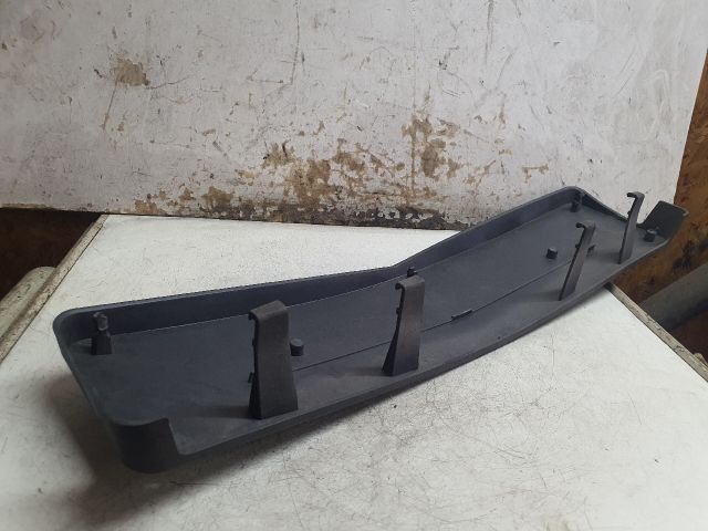 bontott MERCEDES-BENZ C-CLASS Rendszámtábla Tartó