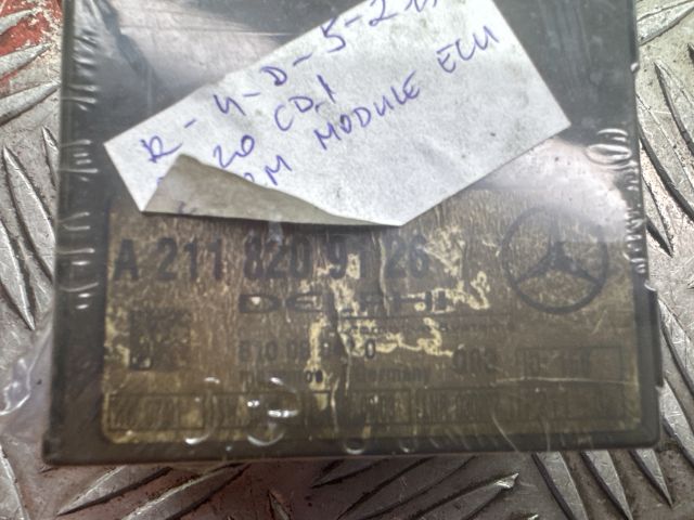 bontott MERCEDES-BENZ C-CLASS Riasztó Központ