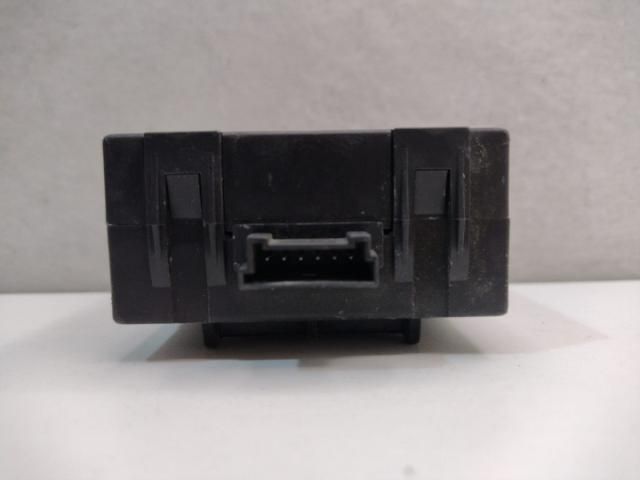 bontott MERCEDES-BENZ C-CLASS Riasztó Központ