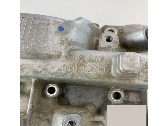 bontott MERCEDES-BENZ C-CLASS Szelepfedél