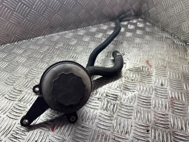 bontott MERCEDES-BENZ C-CLASS Szervóolaj Tartály